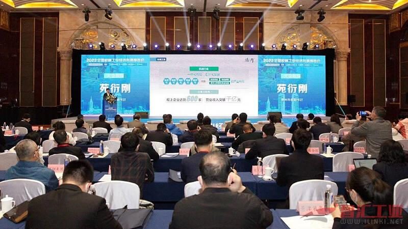 成套设备厂家资质年审，流程揭秘与关键要点